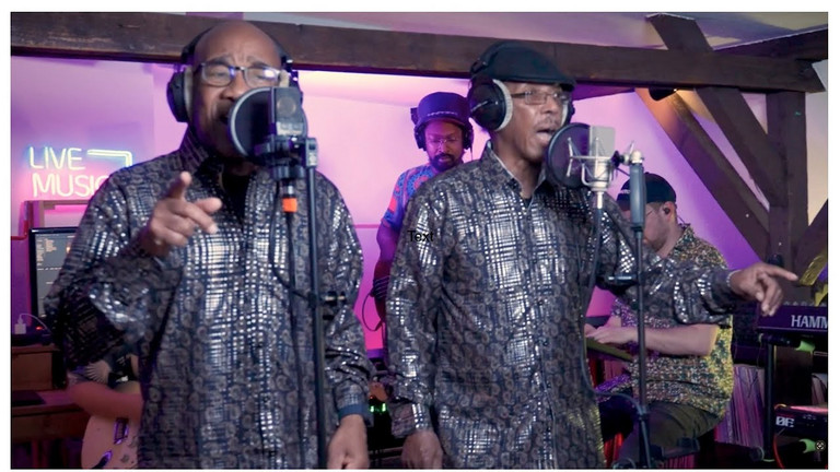 Video: Keith & Tex with Conscious Culture - Stop That Train