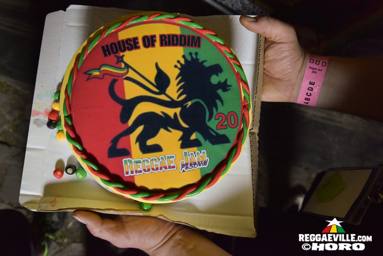 Natty King, House of Riddim 20th Anniversary Cake, Busy Signal