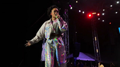 Lila Iké feat. Protoje @ Burna Boy - Live In Jamaica