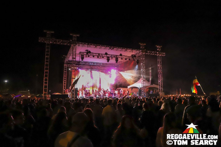 Beres Hammond, Cocoa Tea & Mighty Diamonds