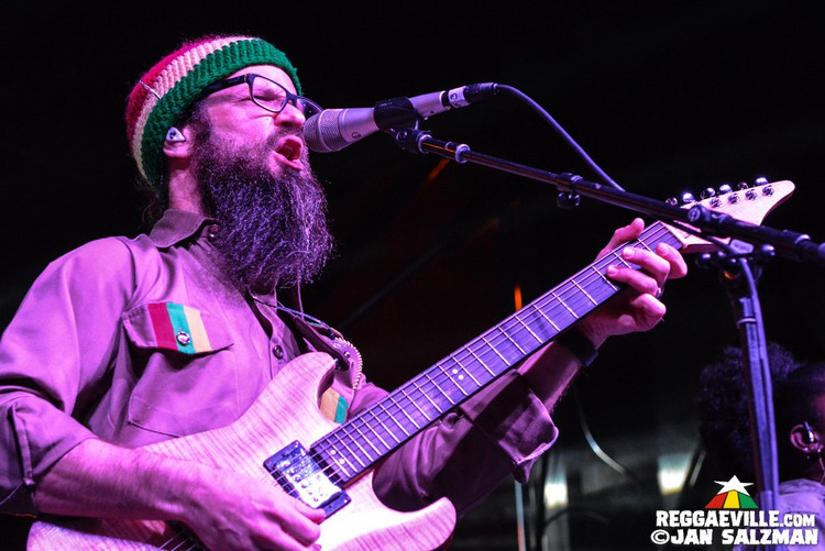 Groundation, Katchafire & Fiji