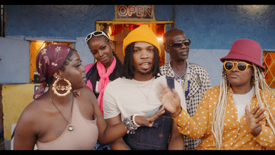 D'Yani - Live A Little