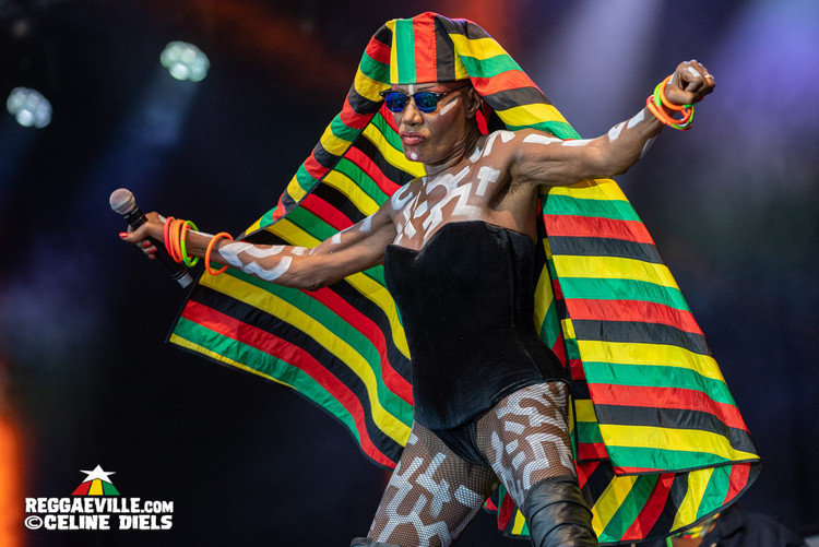 Grace Jones, Etana