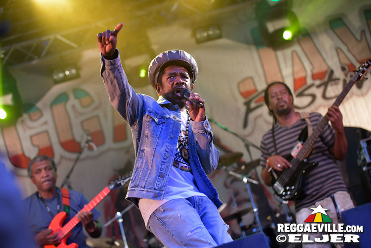 Cocoa Tea & Romain Virgo