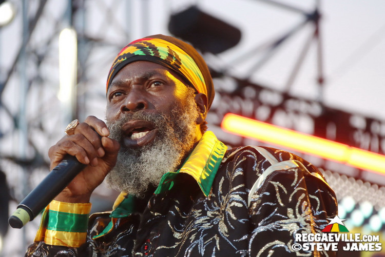 Capleton, Turbulence