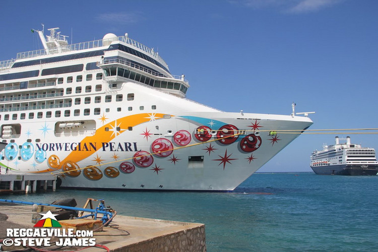 Vibes @ Love & Harmony Cruise 2017