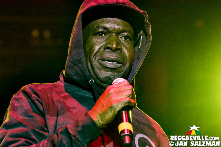 Barrington Levy, Steel Pulse