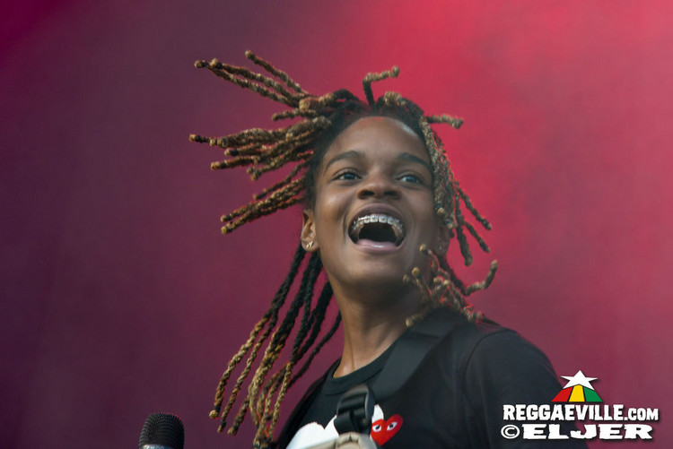 Koffee & Banda Senderos