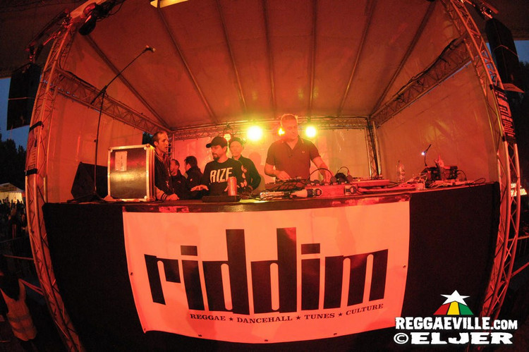 Nattali Rize & Tóke @ Riddim Roots Center - SummerJam 2017