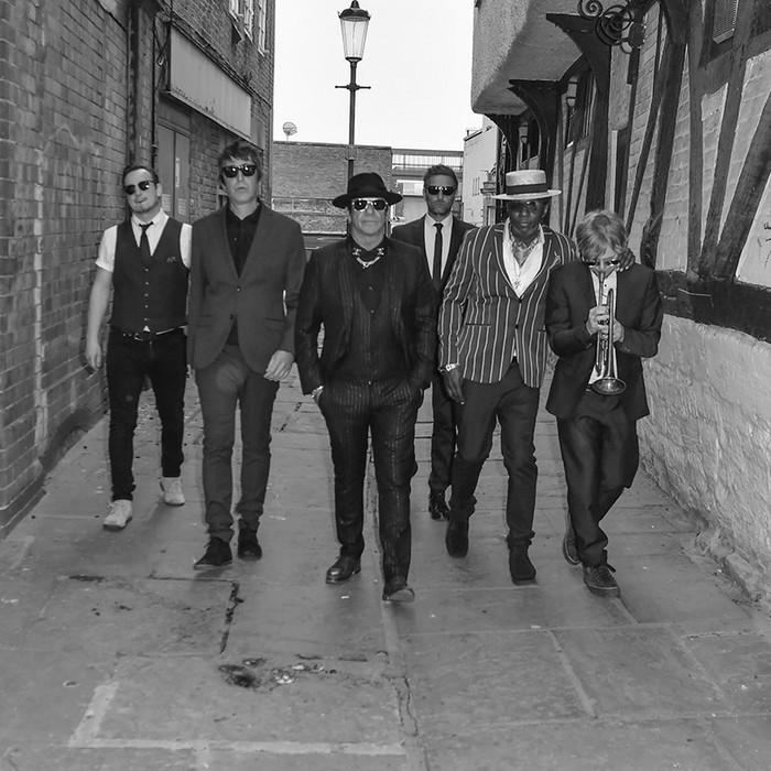 Dub Pistols