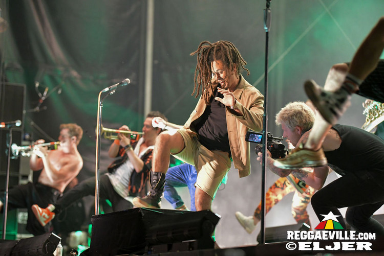 Querbeat feat. Dellé