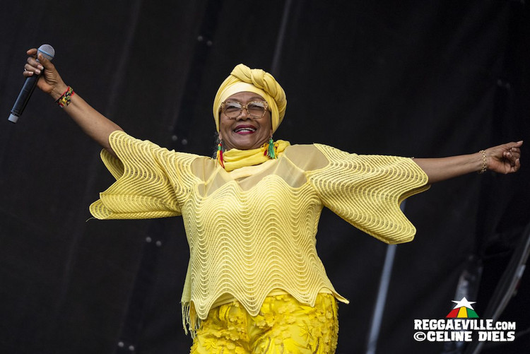 Marcia Griffiths, Beenie Man, Half Pint, Burna Boy