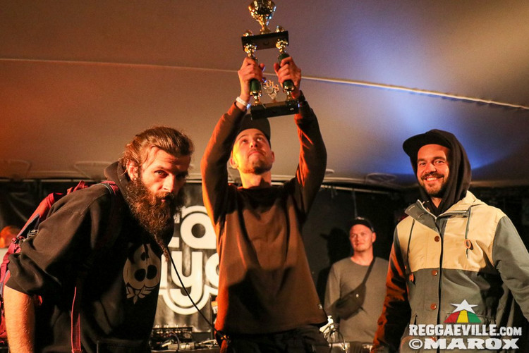 Sensi Movement vs. Splendid Sound