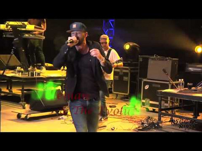 Gentleman & The Evolution - I Keep Going @ Reggae On The River 2014
