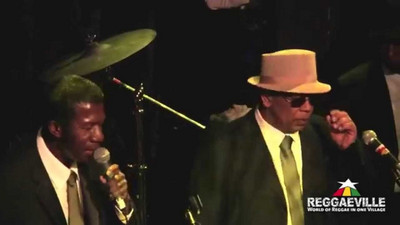 The Blackstones - Smiling Faces @ Grooving with the Legends in London, UK