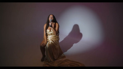 Aleighcia Scott - Fade Away