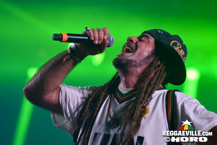 Train To Roots & Emeterians in Dub