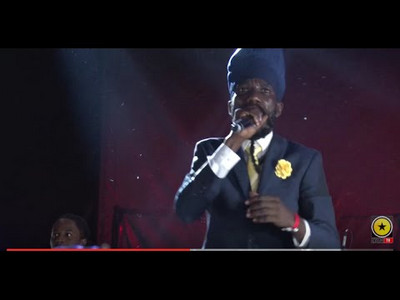 Sizzla in New York, NY @ Irie Jam Radio Anniversary 2016 (Onstage TV)
