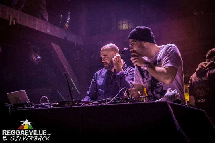 Silly Walks Discotheque feat. Gentleman @ Reggaeville Easter Special 2013