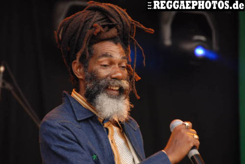 Don Carlos - reggaeville.com
