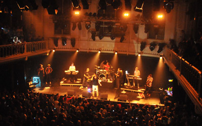 Videos & Photos: Gentleman & The Evolution with Jahcoustix in Amsterdam 4/29/2011