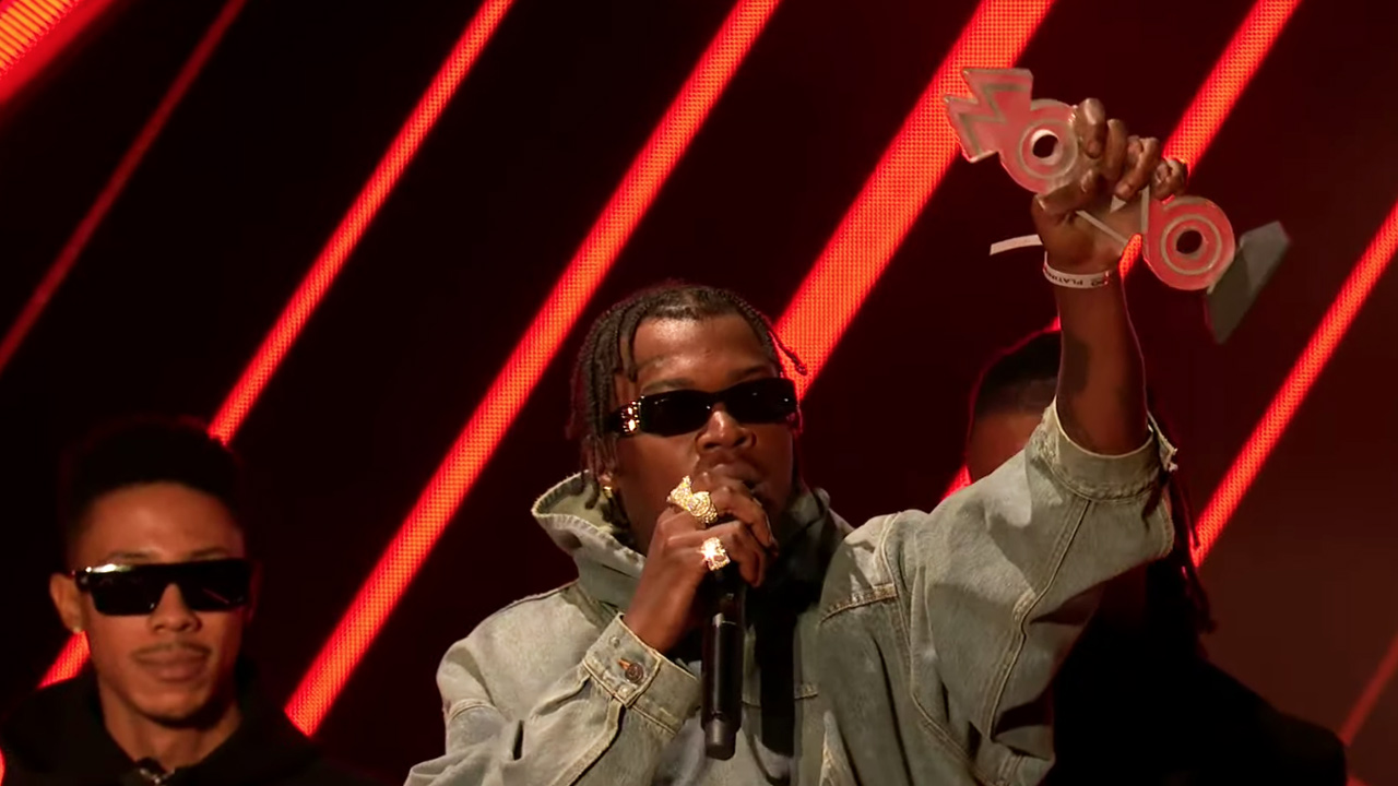 Video Skillibeng Wins MOBO Award 2022 Acceptance Speech 11/30/2022