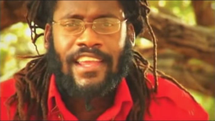 Tarrus Riley - She's Royal [7/15/2006]