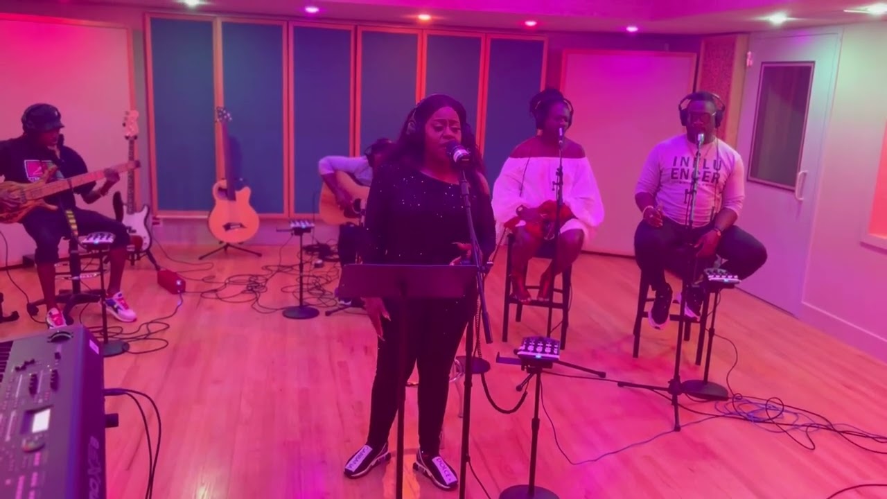 Etana - Love Song (Acoustic Session) [10/17/2022]