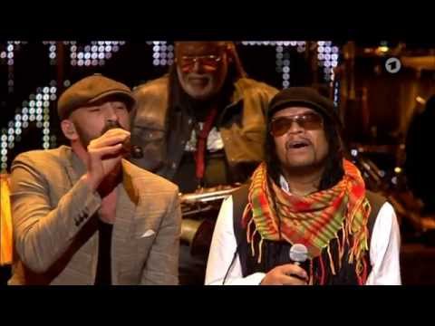 Gentleman feat. Maxi Priest, Dean Fraser and more - Redemption Song in Berlin, Germany @ Echo Awards 2015 [3/26/2015]