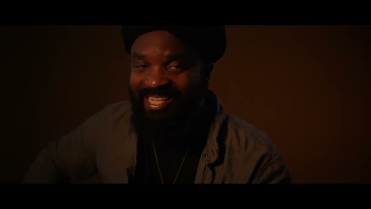 Roughhouse - When The Lights Come Down [11/22/2025]