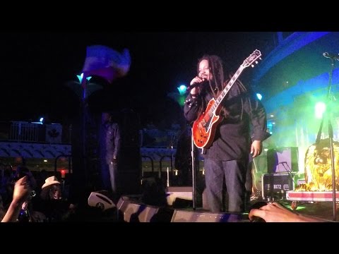 Welcome To Jamrock Reggae Cruise 2015 - Day One (Snoop The Dog Vlog) [11/30/2015]