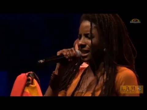 Jah9 & Pura Vida - Steamers A Bubble in Bredene, Belgium @ Cultuurdienst [12/3/2015]