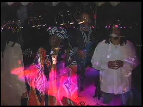 Ziggy Marley & The Melody Makers - Jammin feat. Carlos Santana [2/14/1998]