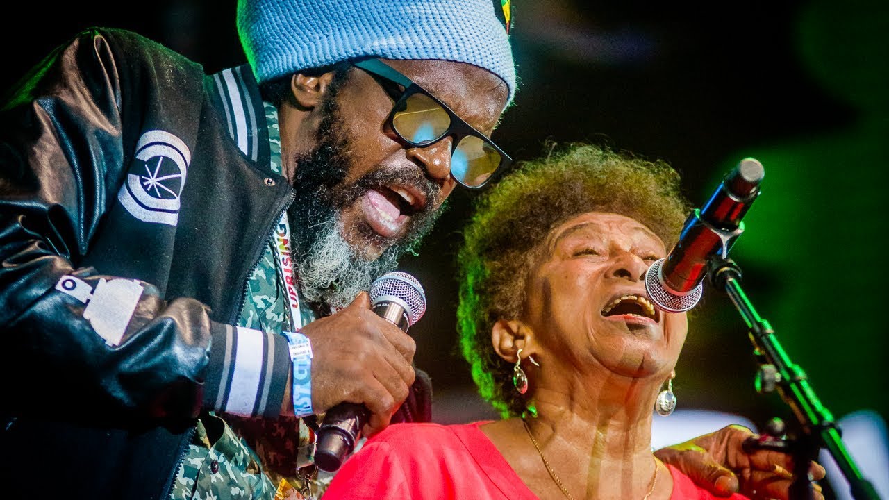 The Skatalites feat. Doreen Shaffer & Andrew Tosh - Simmer Down @ Uprising Reggae Festival 2018 [8/25/2018]