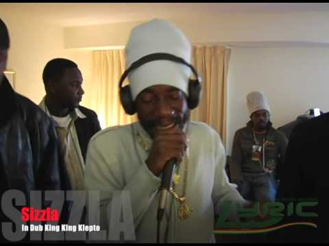 Sizzla voicing Dubplate for King Klepto [10/24/2015]
