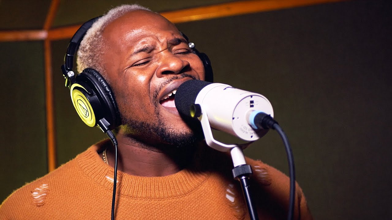 Akeem Smith (Short Boss) - Love Someone (Little Lion Sound Dubplate)