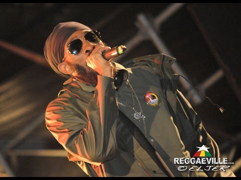 Spragga Benz & Amlak Redsquare - Duppy Nuh Frighten Vampire @ Reggae Jam 2015 [7/25/2015]