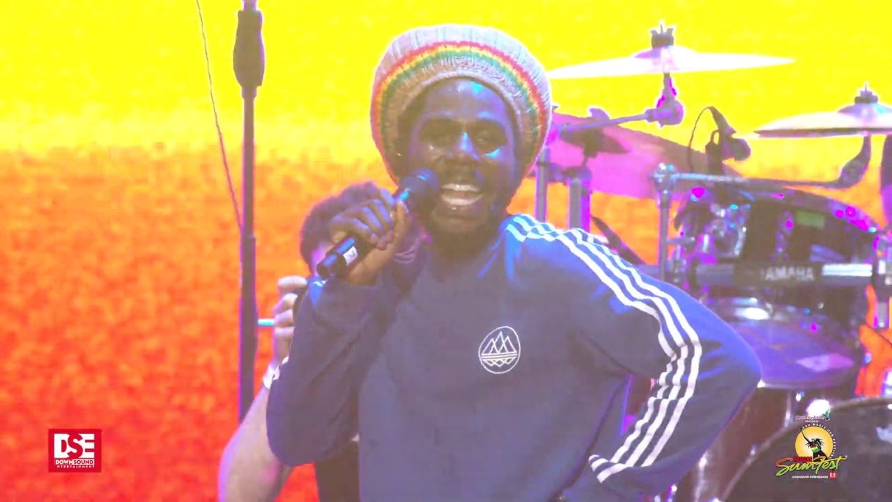 Chronixx feat. Mr. Eazi @ Reggae Sumfest 2019 [7/20/2019]