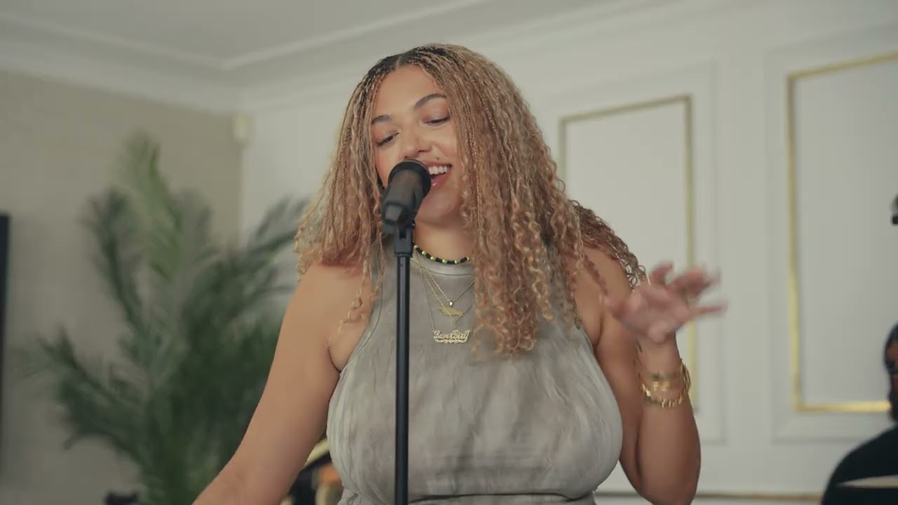 Mahalia feat. Masicka - Different Type Of Love (Stripped Version) [5/29/2025]