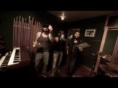 Richie Stephens feat. Gentleman & Alborosie - World Gone Mad [8/25/2013]
