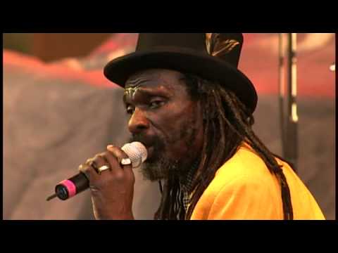 Culture - International Herb @ Reggae On The River 2003 [8/1/2003]