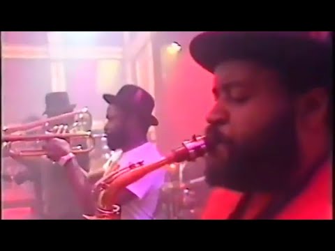 Sly & Robbie and Taxi Connection with Ini Kamoze, Half Pint & Yellowman [1986]