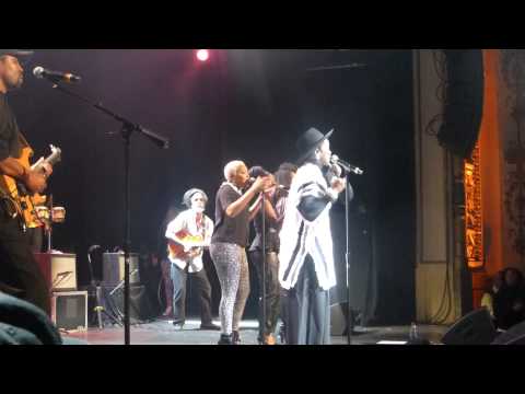 Lauryn Hill & The Wailers - Is This Love in New York, NY, USA [11/29/2014]