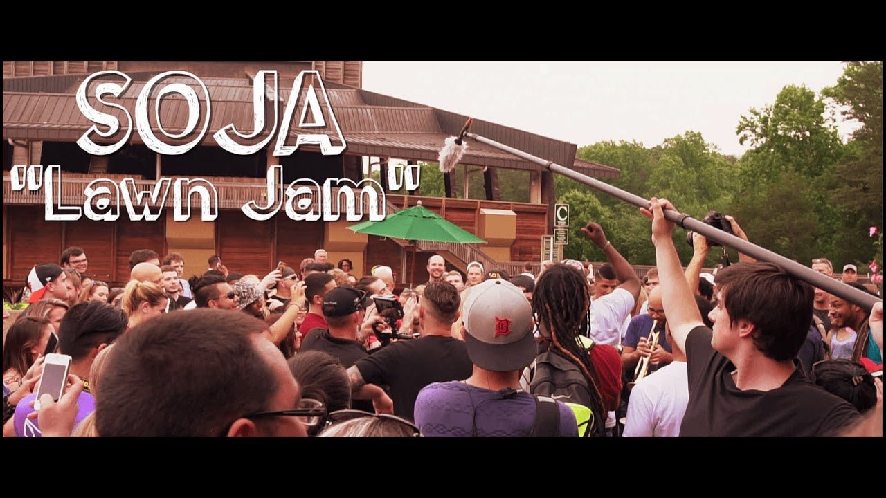 SOJA - Lawn Jam (Freestyle with Fans) [11/3/2016]