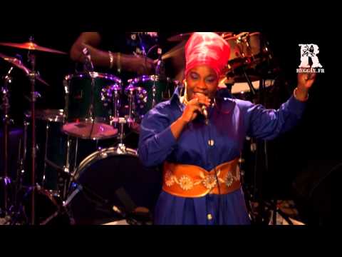 Etana, Queen Omega, Mo'Kalamity in France [6/4/2014]