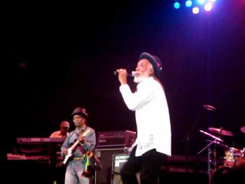 Big Youth - Long Beach, CA, United States @ Long Beach Sports Arena [2/20/2010]