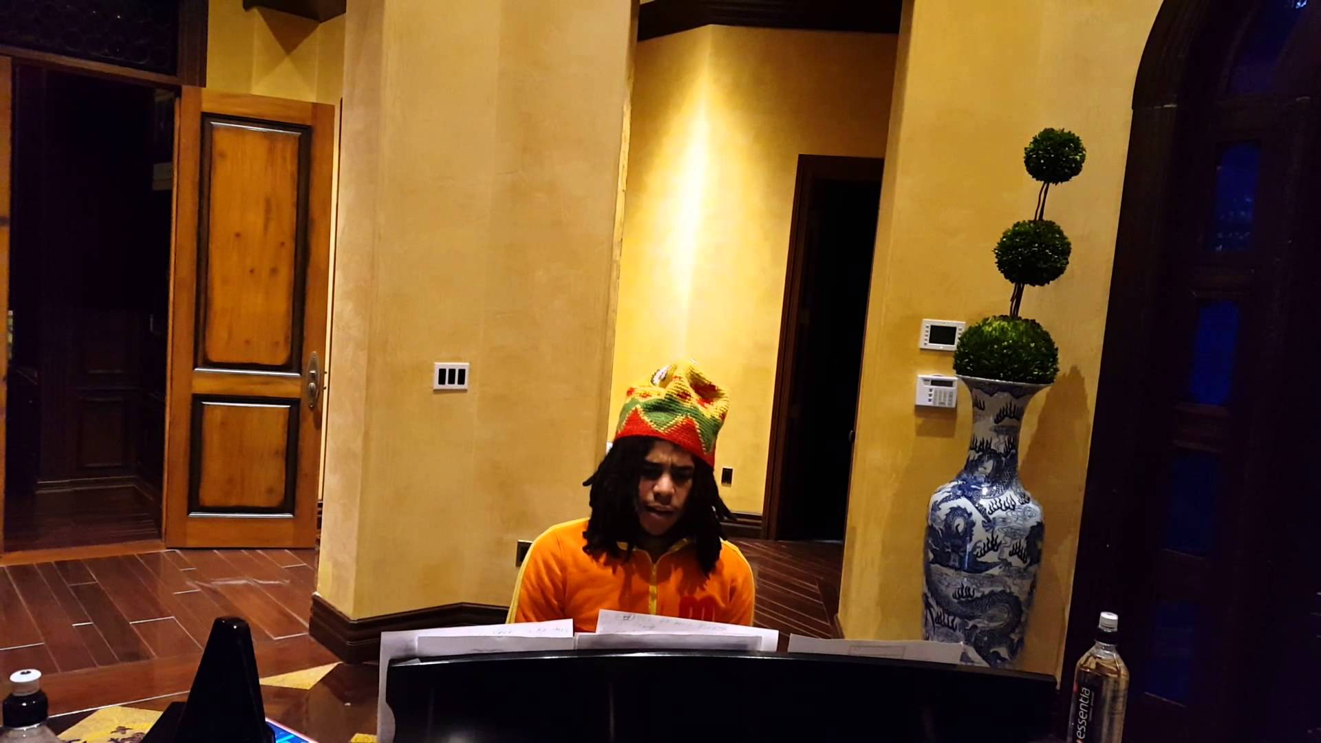Skip Marley - Cry To Me (Rehearsing in Spanish) [7/16/2015]