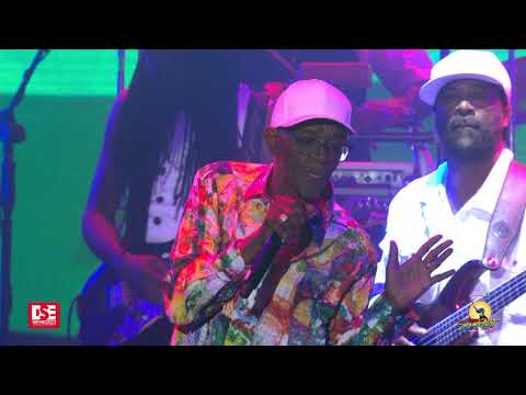 Beres Hammond - Step Aside, She Loves Me Now & I Wish @ Reggae Sumfest 2019 [7/20/2019]