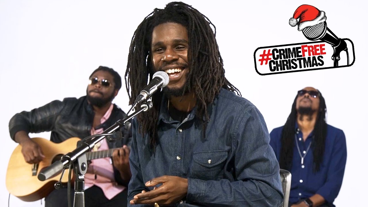 Chronixx - Santa Claus, Do you Ever Come to the Ghetto? @ Crime Free Christmas Project 2016 [12/5/2016]