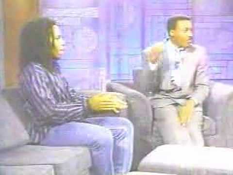 Ziggy Marley & The Melody Makers - Look Who's Dancing @ Arsenio Hall Show [1989]